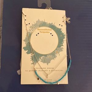Reconstituted turquoise necklace
